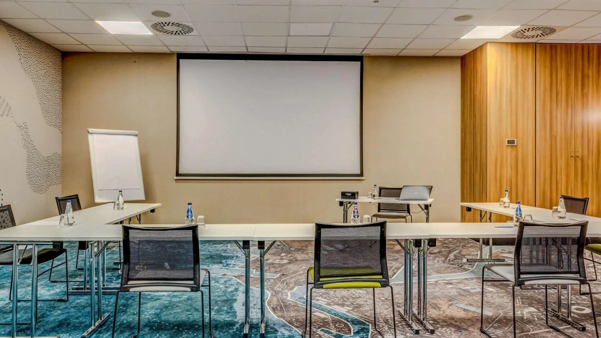 Novotel Gdansk Marina Hotell