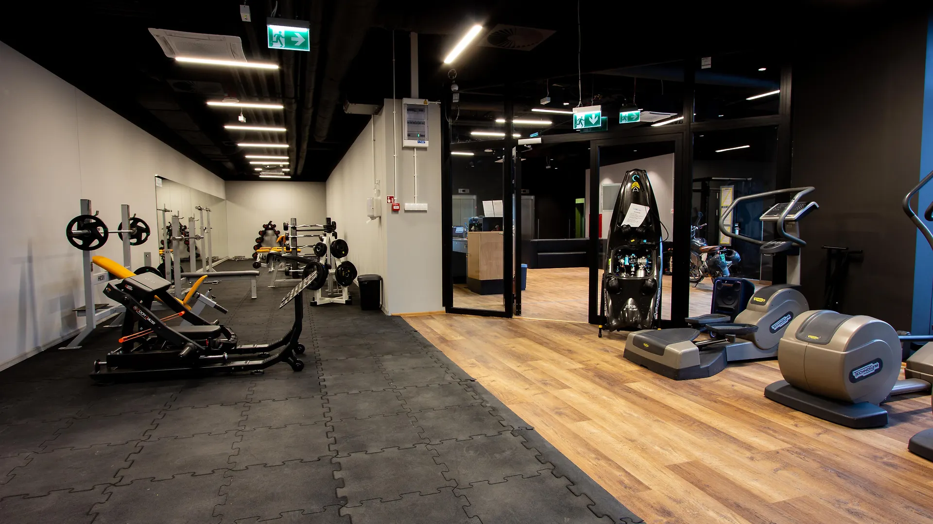 Novotel Gdansk Marina 3*,